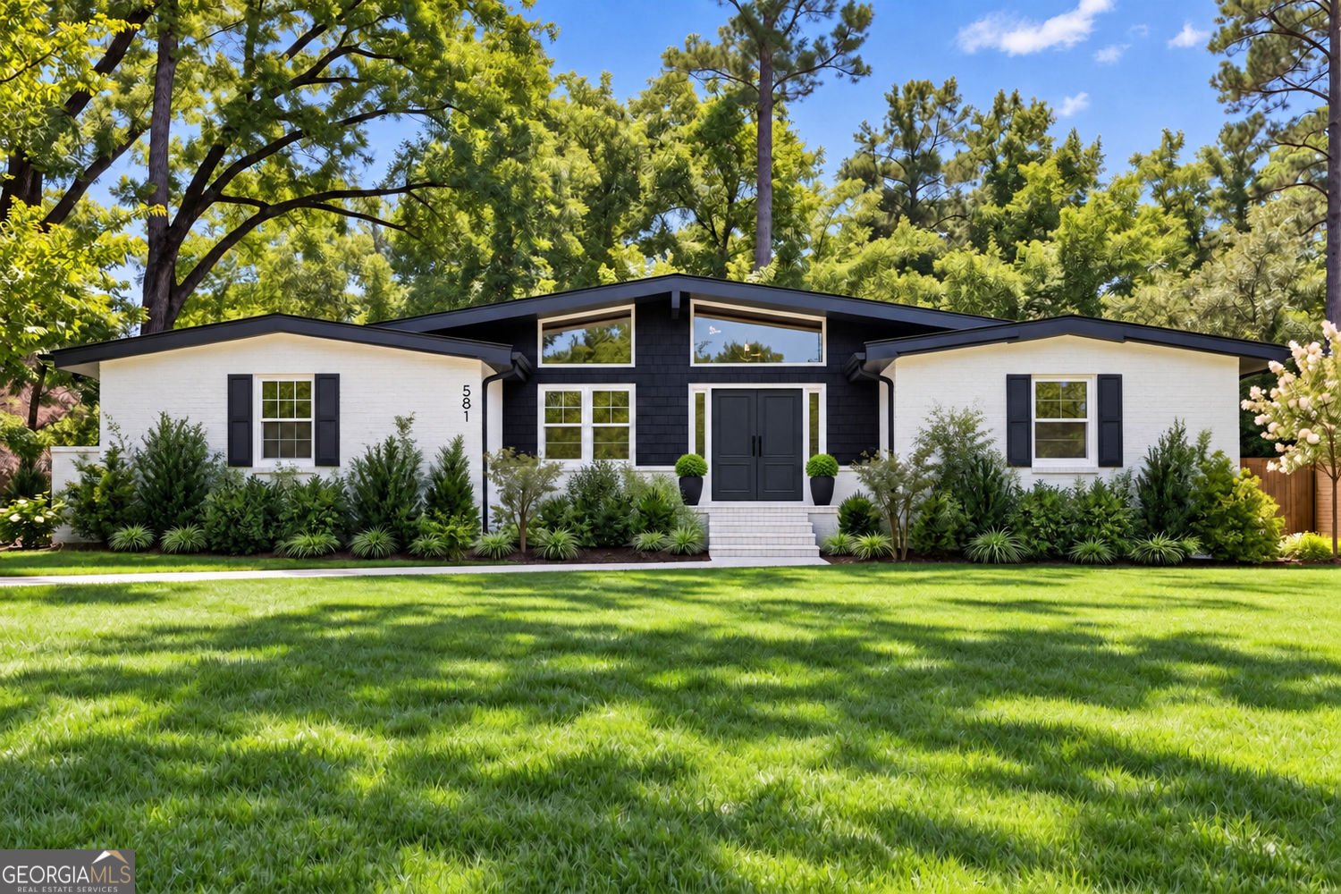 581 Lummus Avenue Austell - main photo