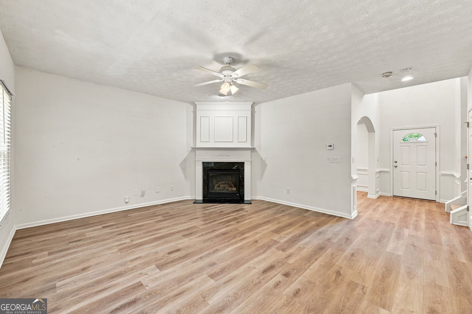 3433 Palm Circle Kennesaw - Photo 8