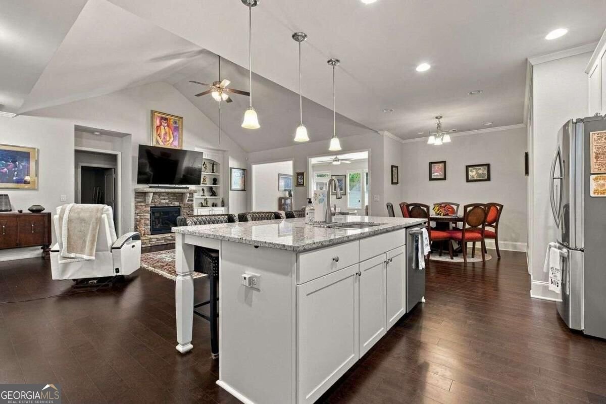 6595 Bransford Drive Cumming - Photo 12