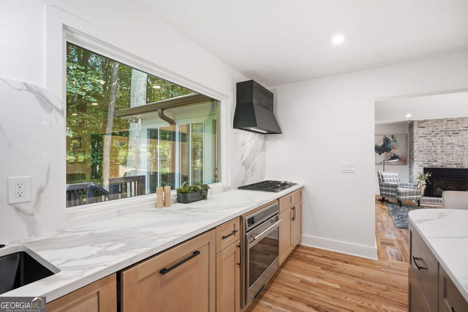 2433 Helmsdale Drive Atlanta - Photo 11