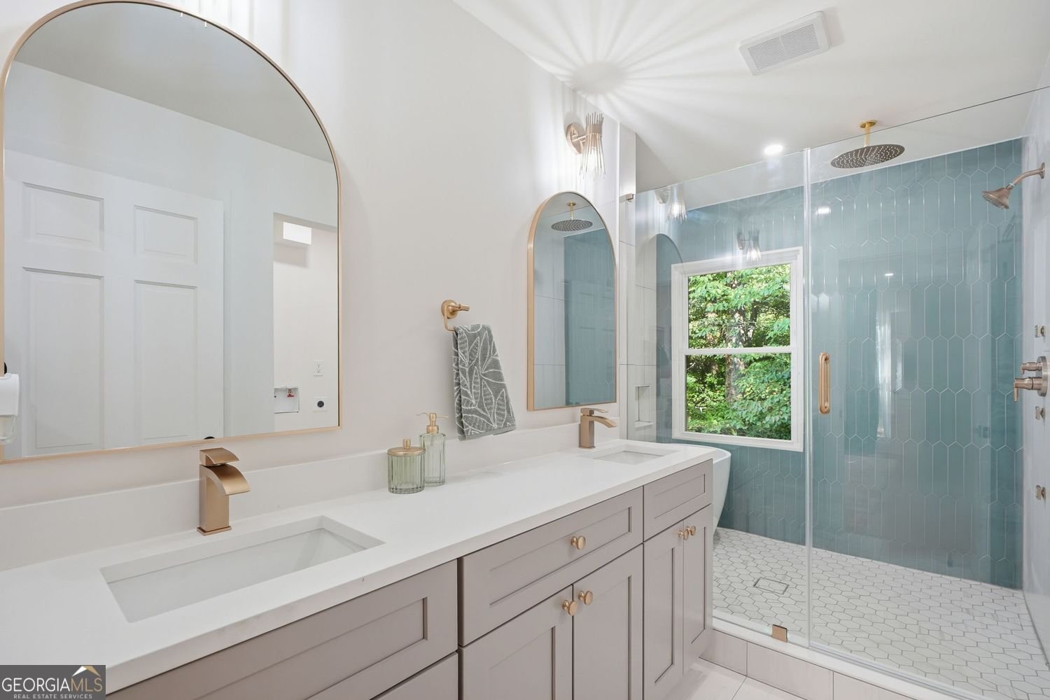 2433 Helmsdale Drive Atlanta - Photo 31