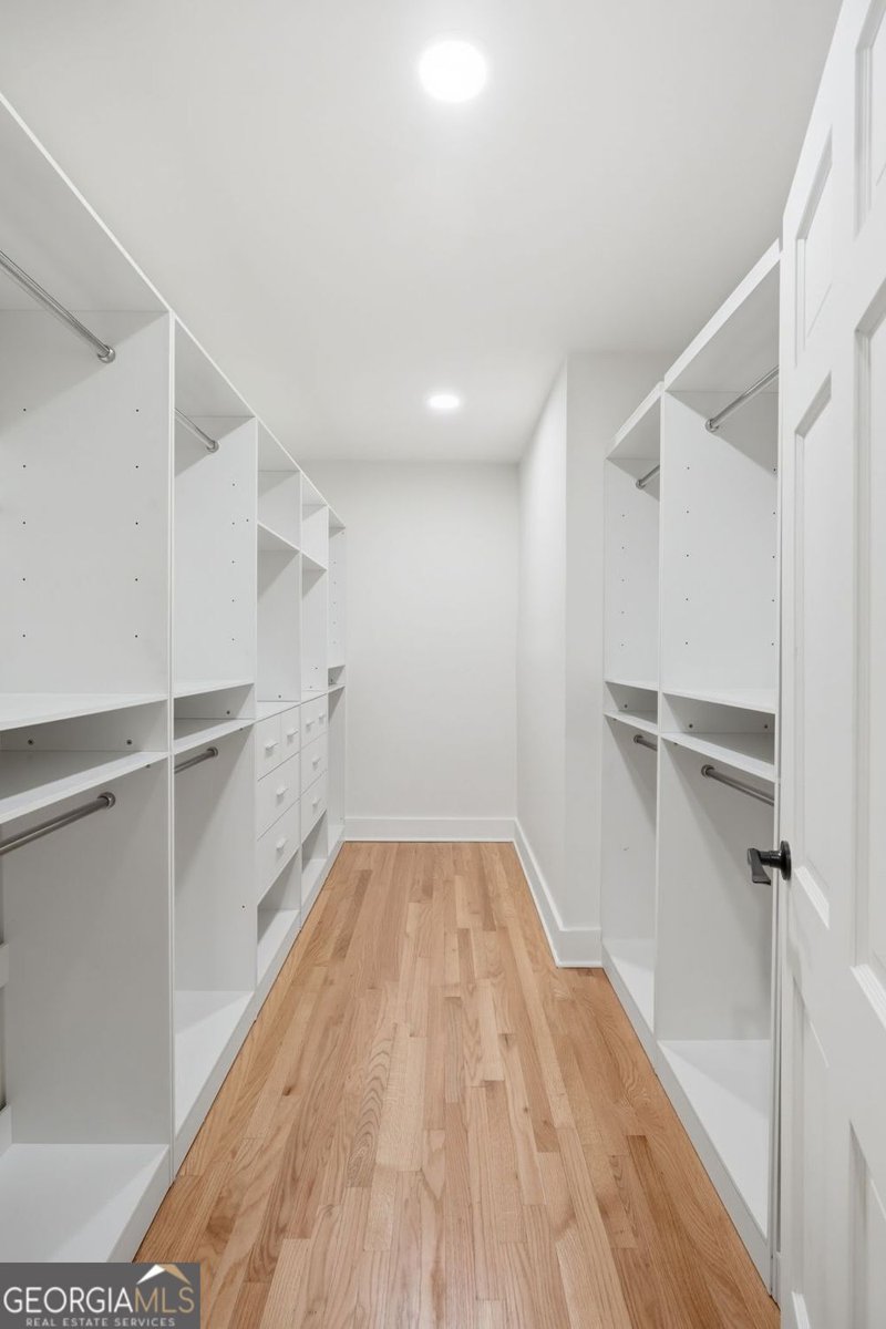 2433 Helmsdale Drive Atlanta - Photo 33