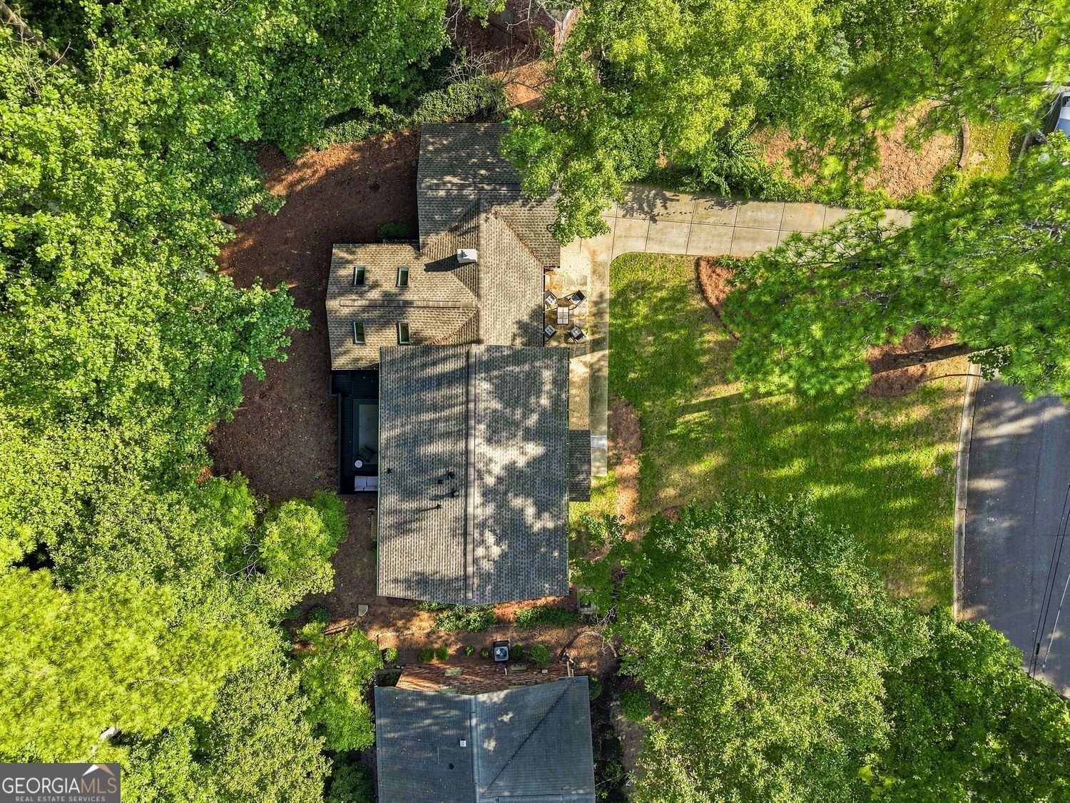 2433 Helmsdale Drive Atlanta - Photo 70