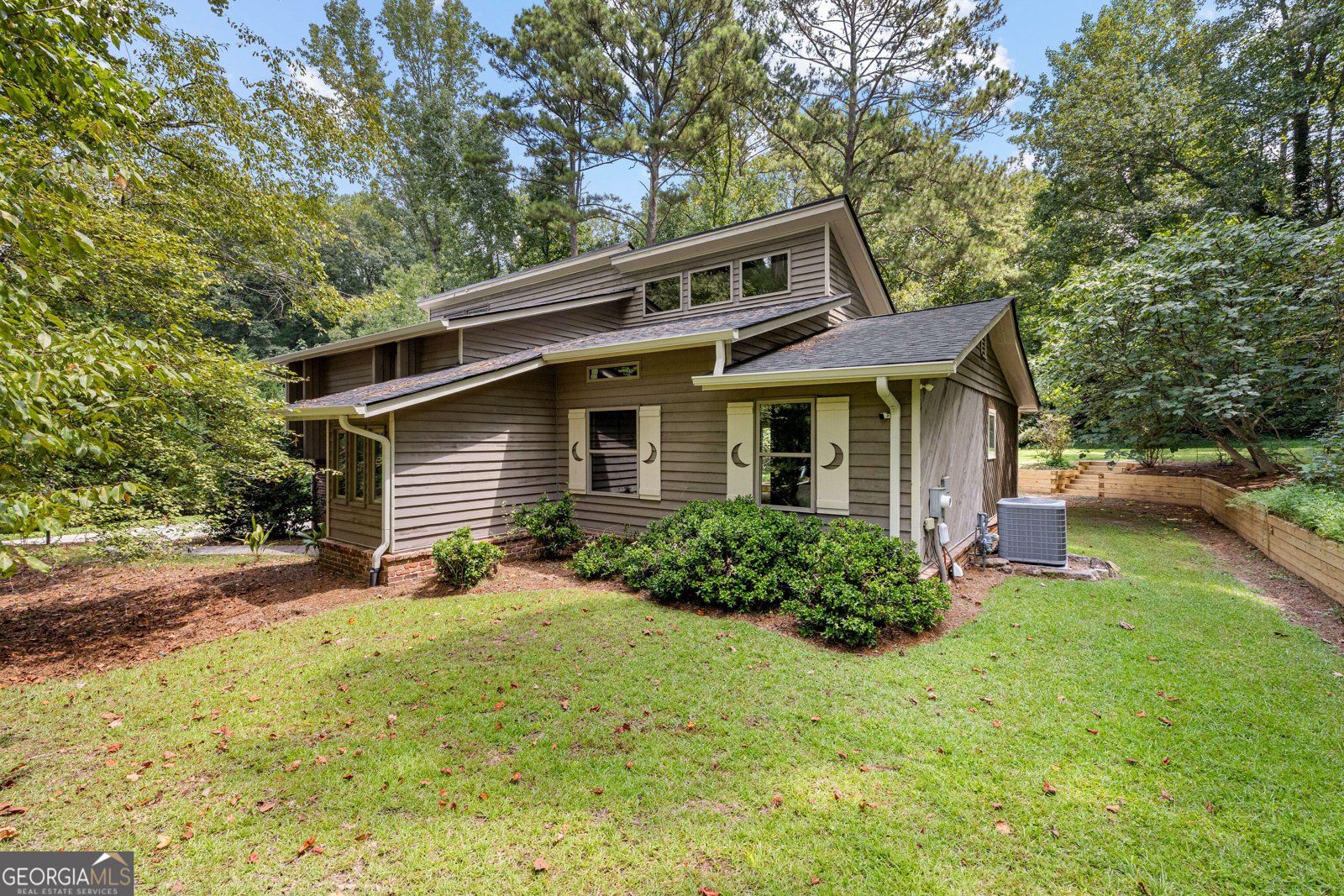 260 Devilla Trace Fayetteville - main photo