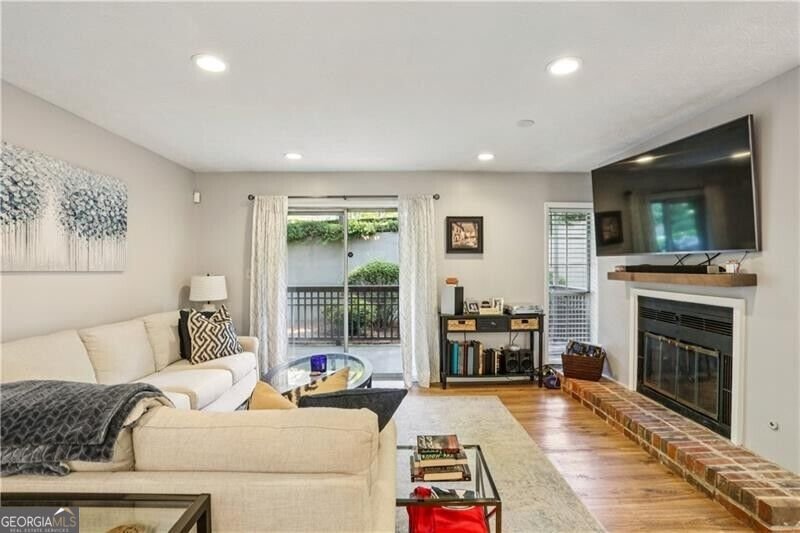 2901 Lenox Road Atlanta - main photo