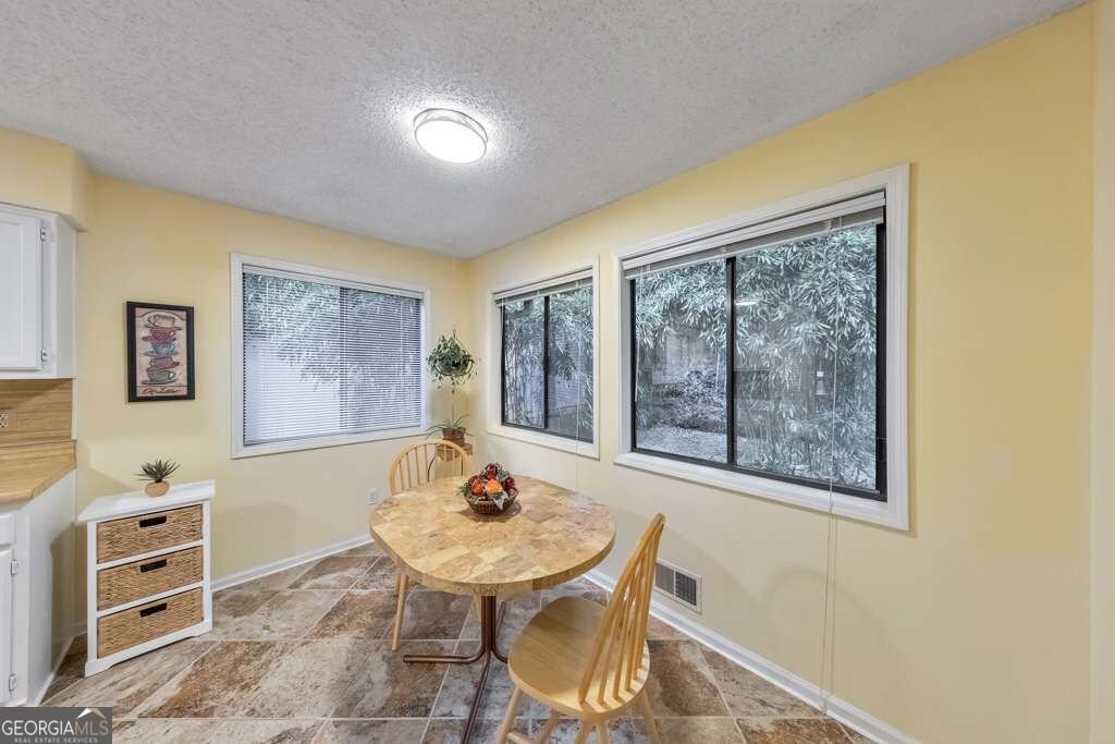 2946 Rock Bridge Road Marietta - Photo 15