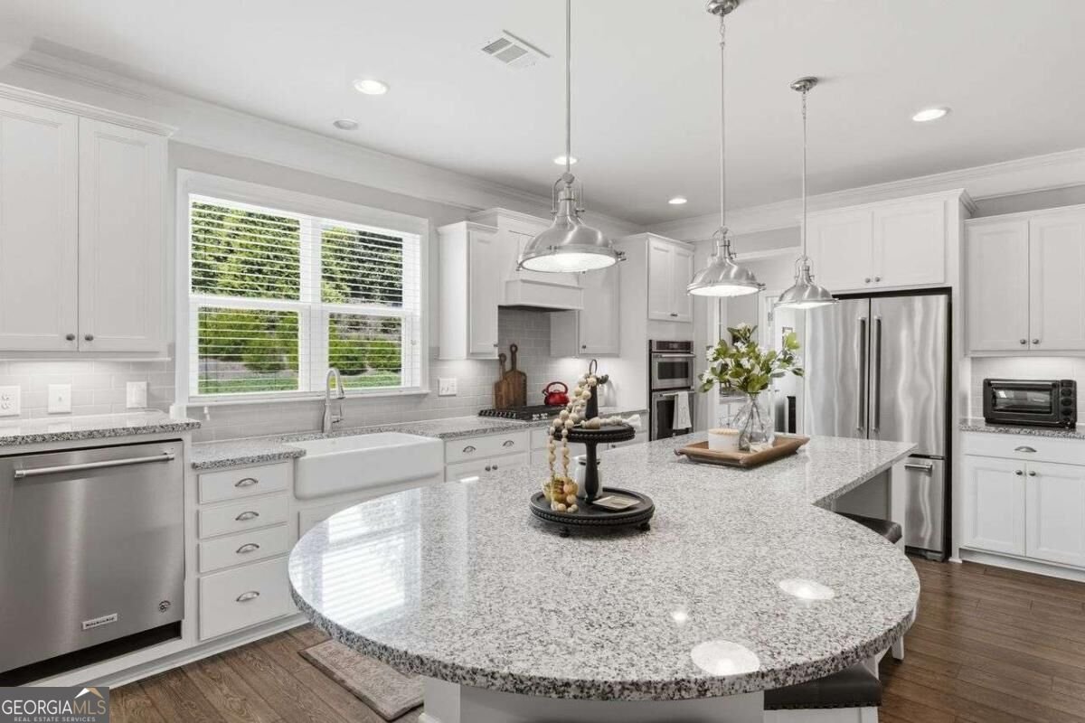 231 Windsor Park Drive Woodstock - Photo 9