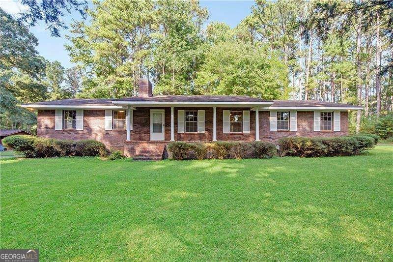 8375 Cedar Grove Road Fairburn - main photo