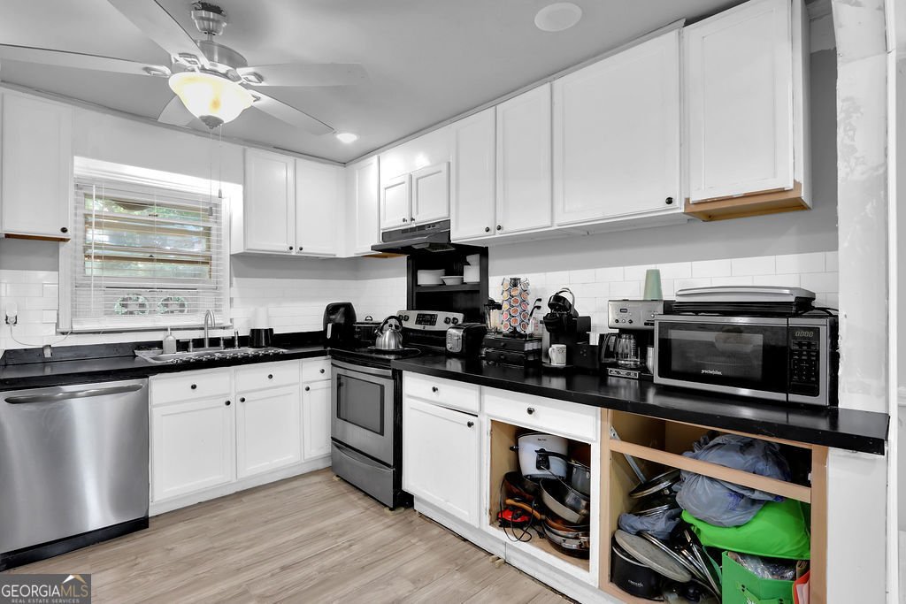 804 ROWLAND Road Stone Mountain - Photo 13