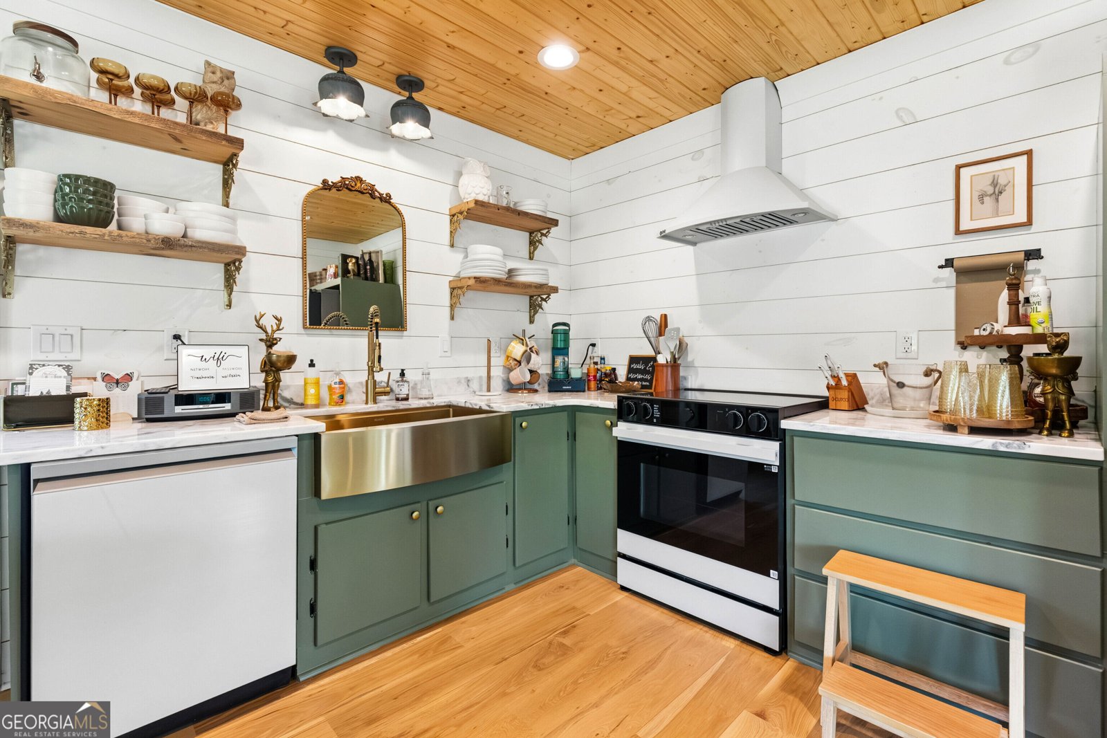 692 Hutchins Wolfskin Road Stephens - Photo 10