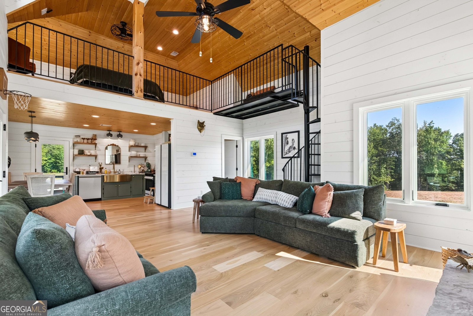 692 Hutchins Wolfskin Road Stephens - Photo 6