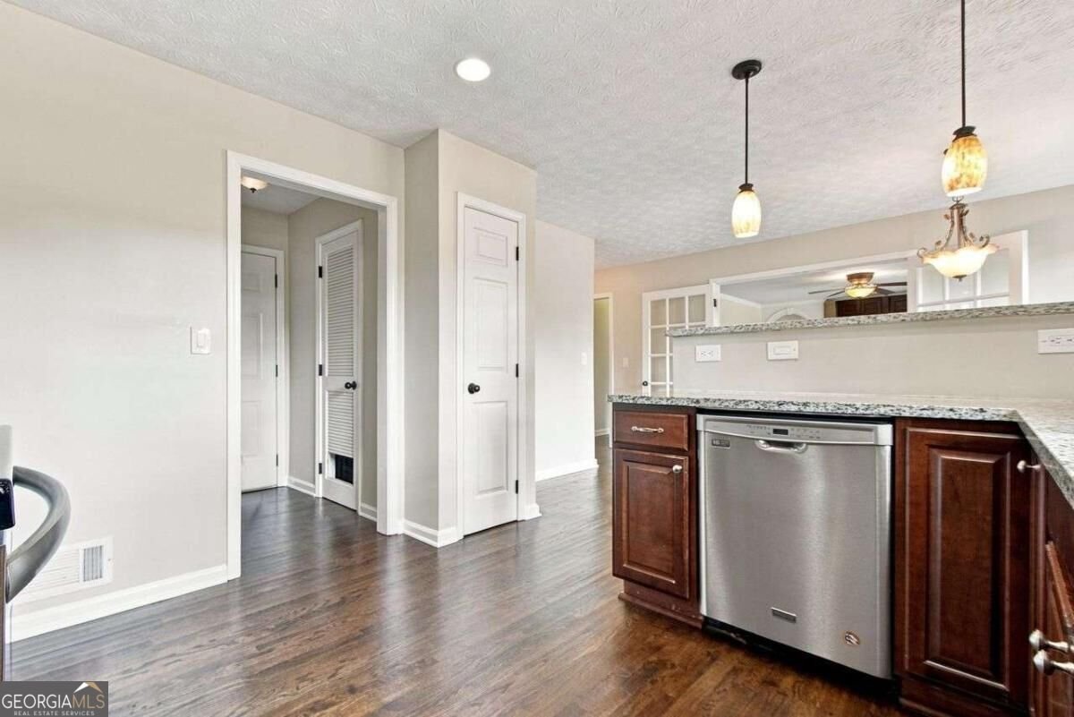 136 Springcrest Trail Lawrenceville - Photo 15