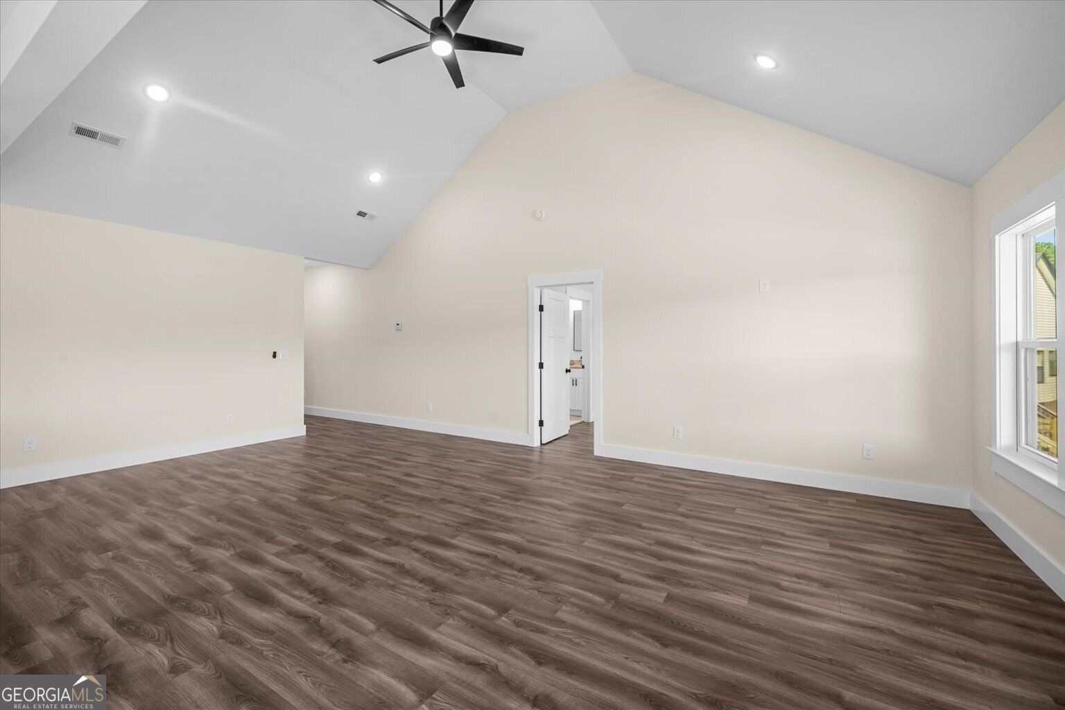 142 Washington Street Dalton - Photo 8