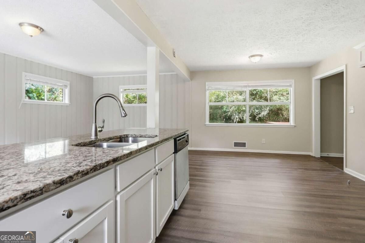 3456 Spring Circle Decatur - Photo 17