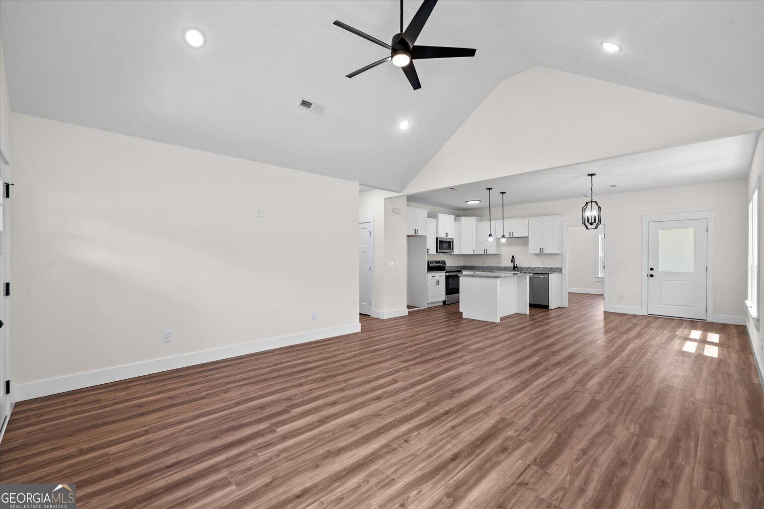 144 Washington Street Dalton - Photo 10