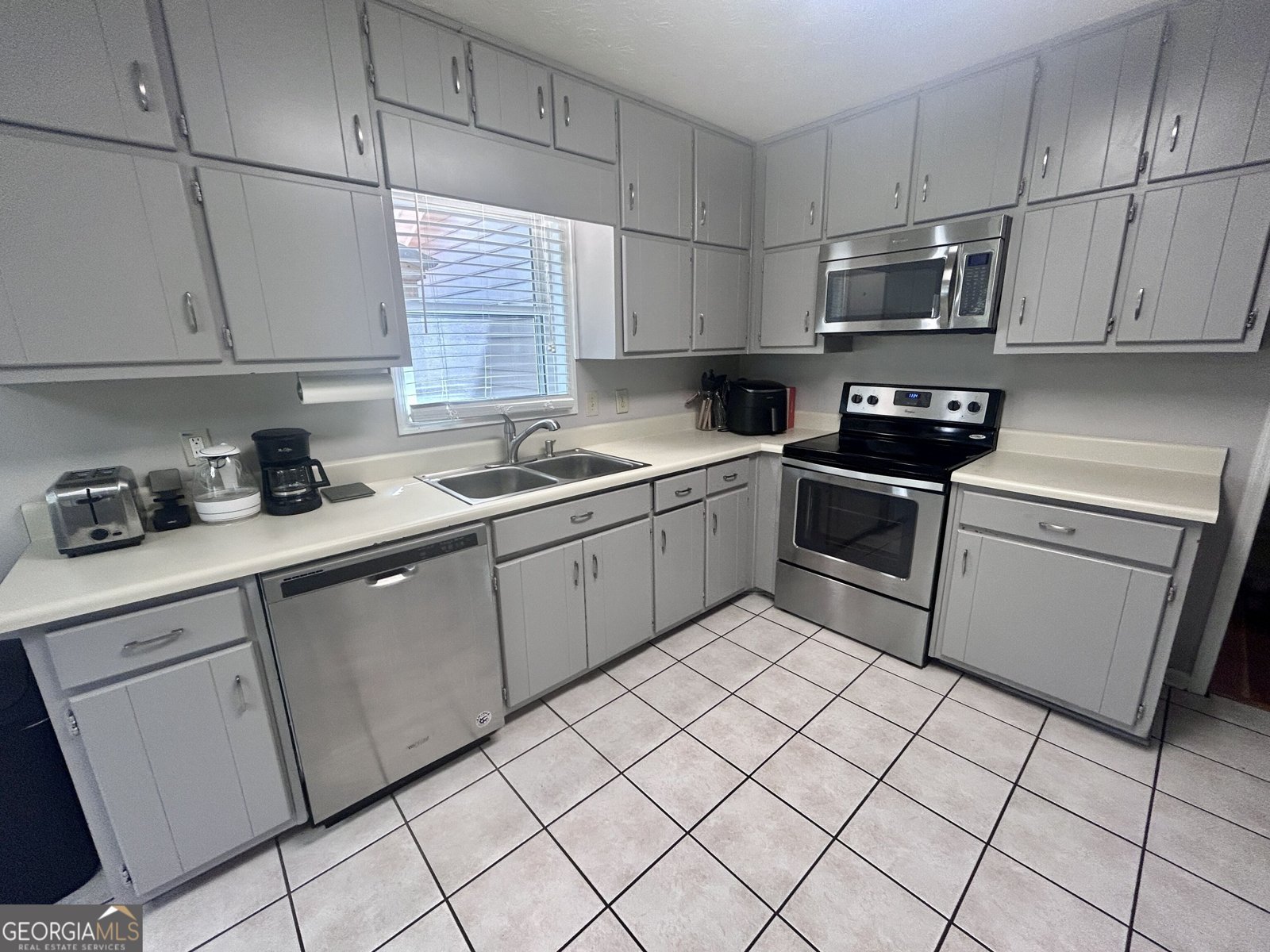 325 Windsor Drive Fayetteville - Photo 8