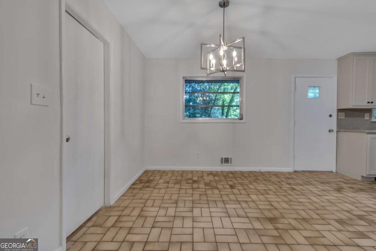 2676 Sherlock Drive Decatur - Photo 6