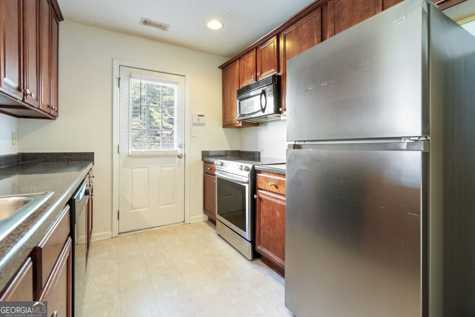 8190 Oakley Circle Union City - Photo 8