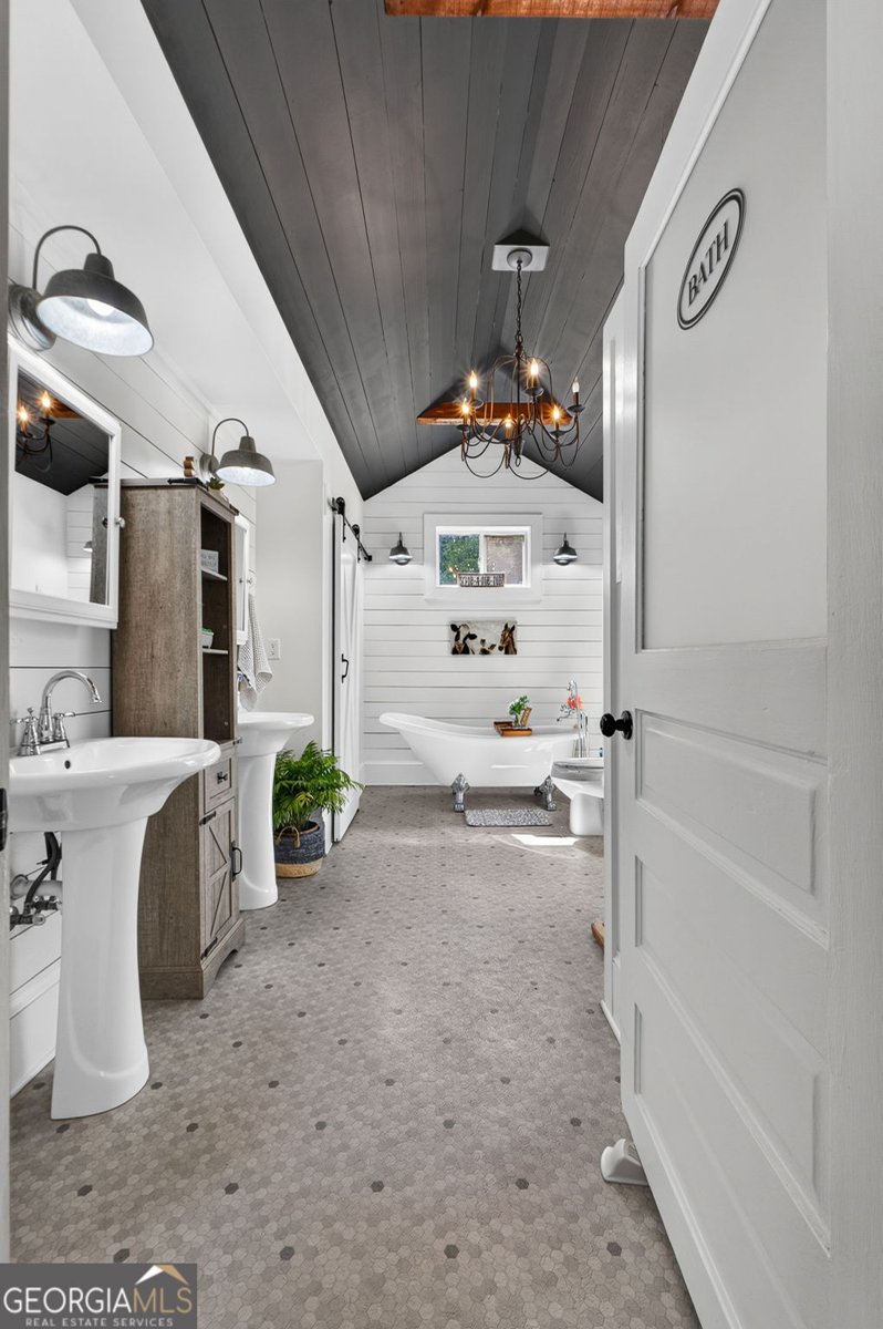 35 Combs Street Locust Grove - Photo 18