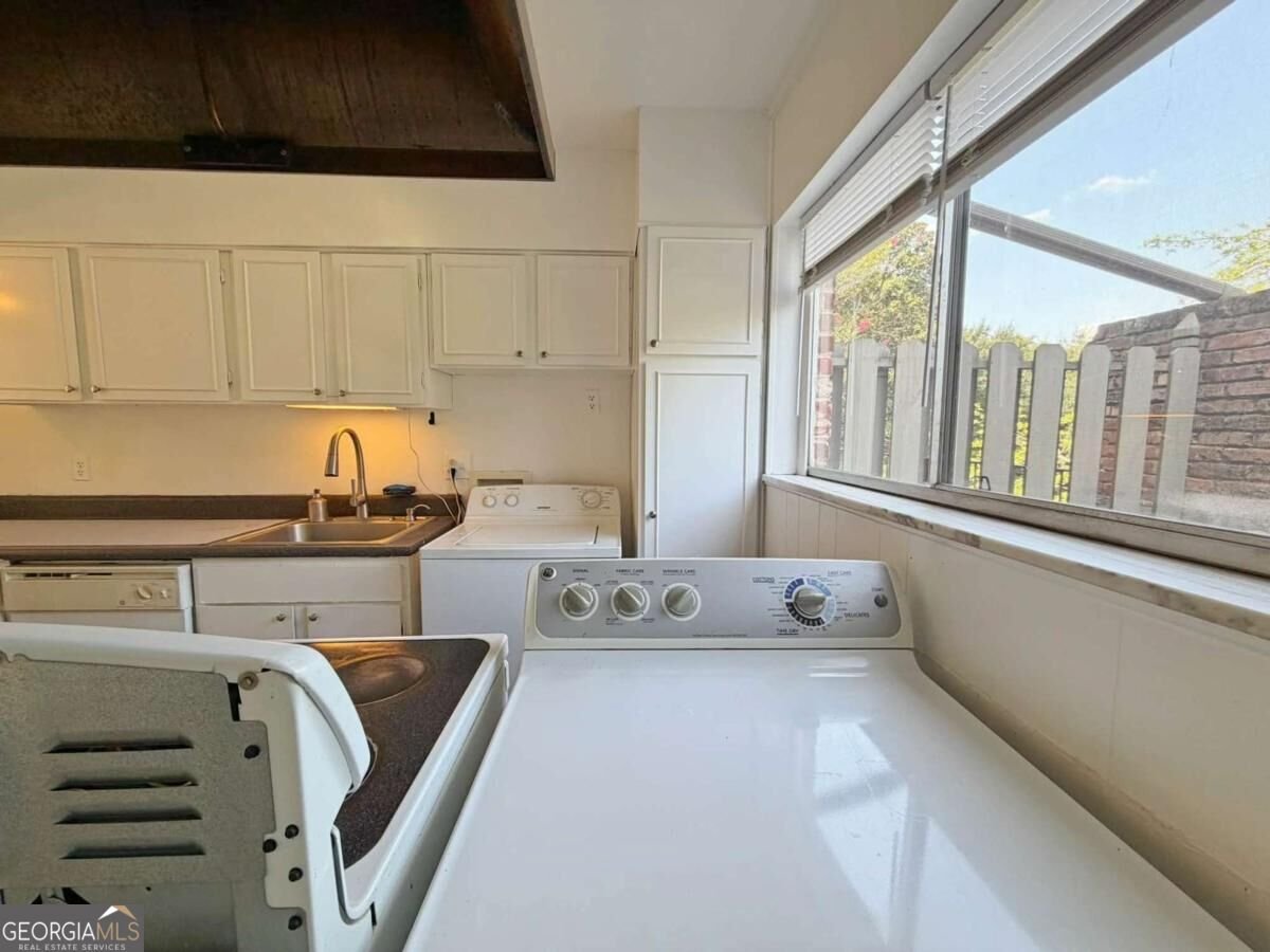 3079 Colonial Way Atlanta - Photo 12