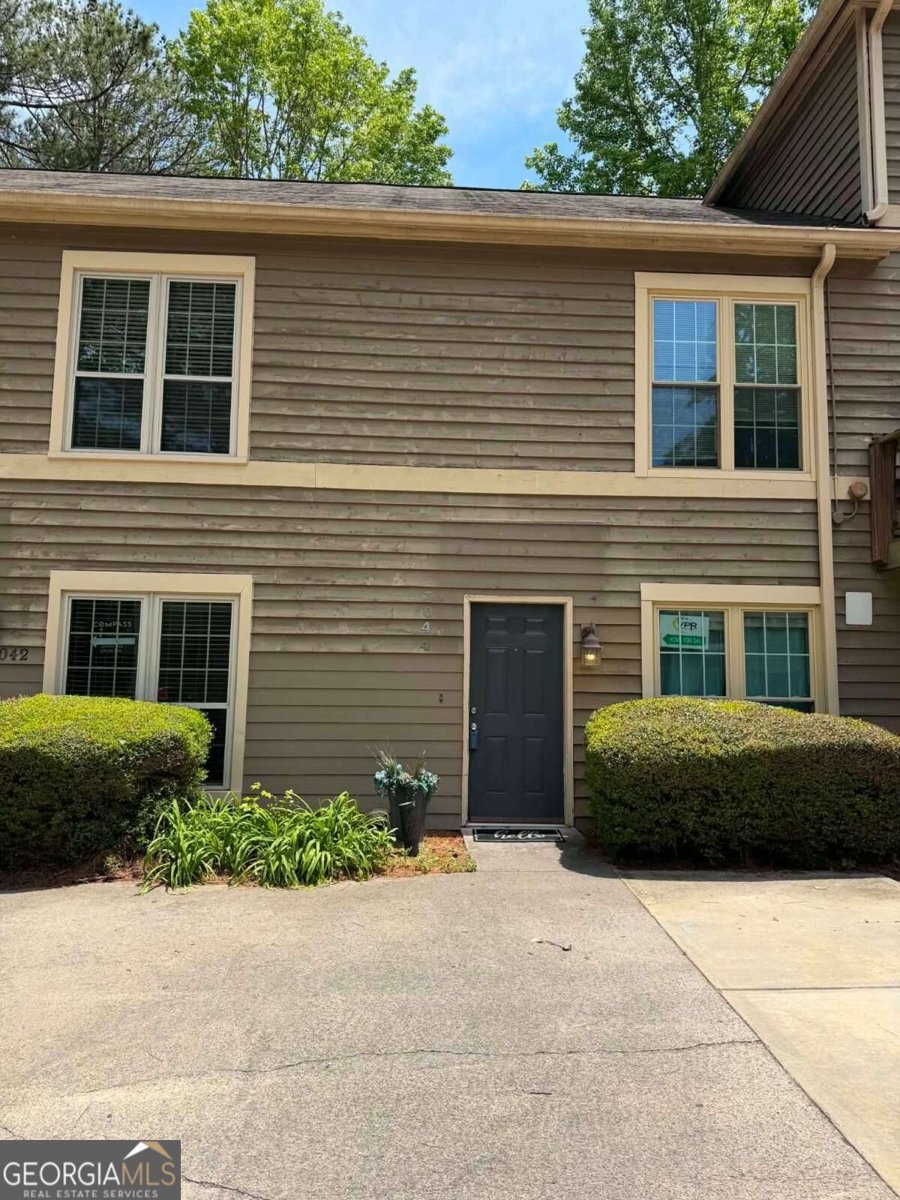 3044 Steeplechase Drive Alpharetta - main photo