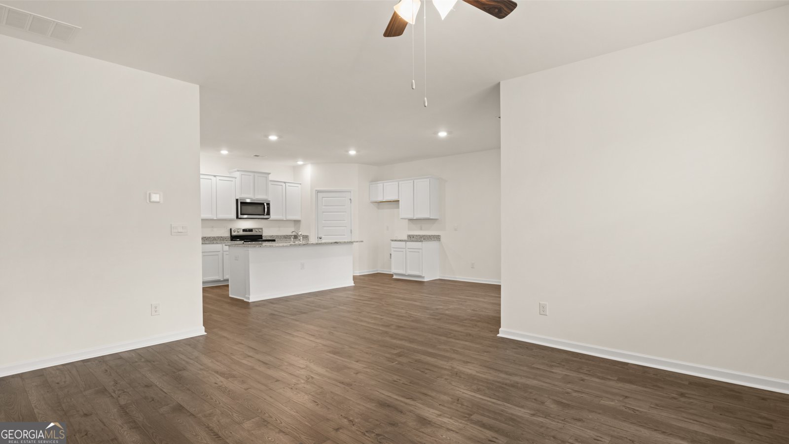 131 Champlain Road Hoschton - Photo 22
