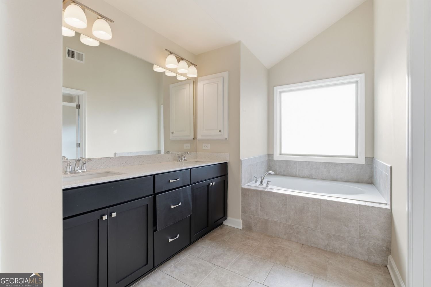 7565 Scarlet Drive Alpharetta - Photo 16