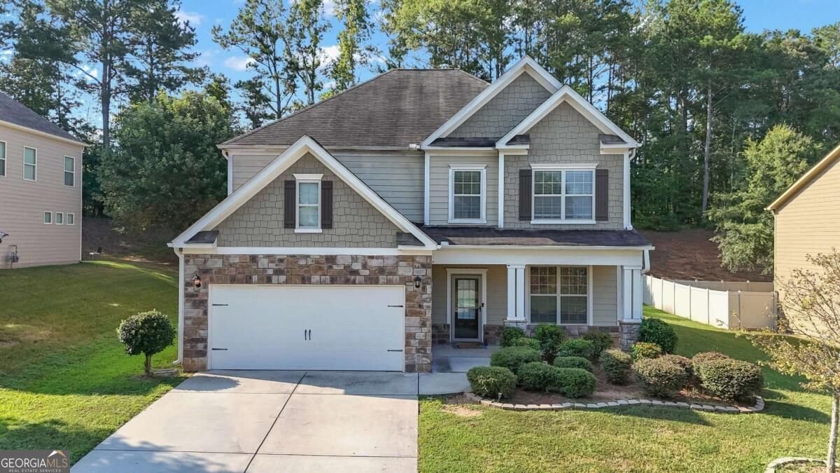 157 Westminster Way Newnan - main photo