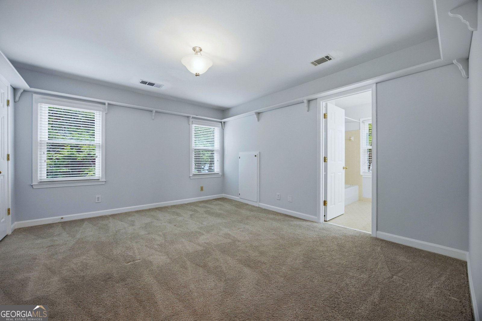 7525 Spalding Lake Drive Atlanta - Photo 13