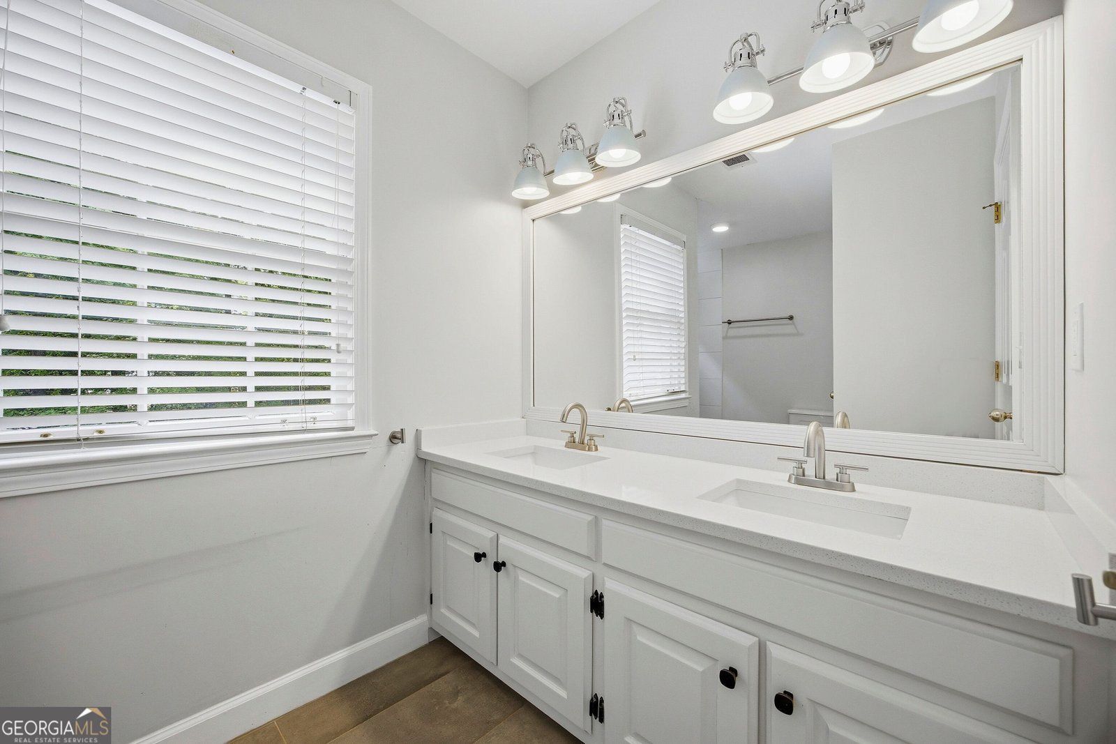 7525 Spalding Lake Drive Atlanta - Photo 14