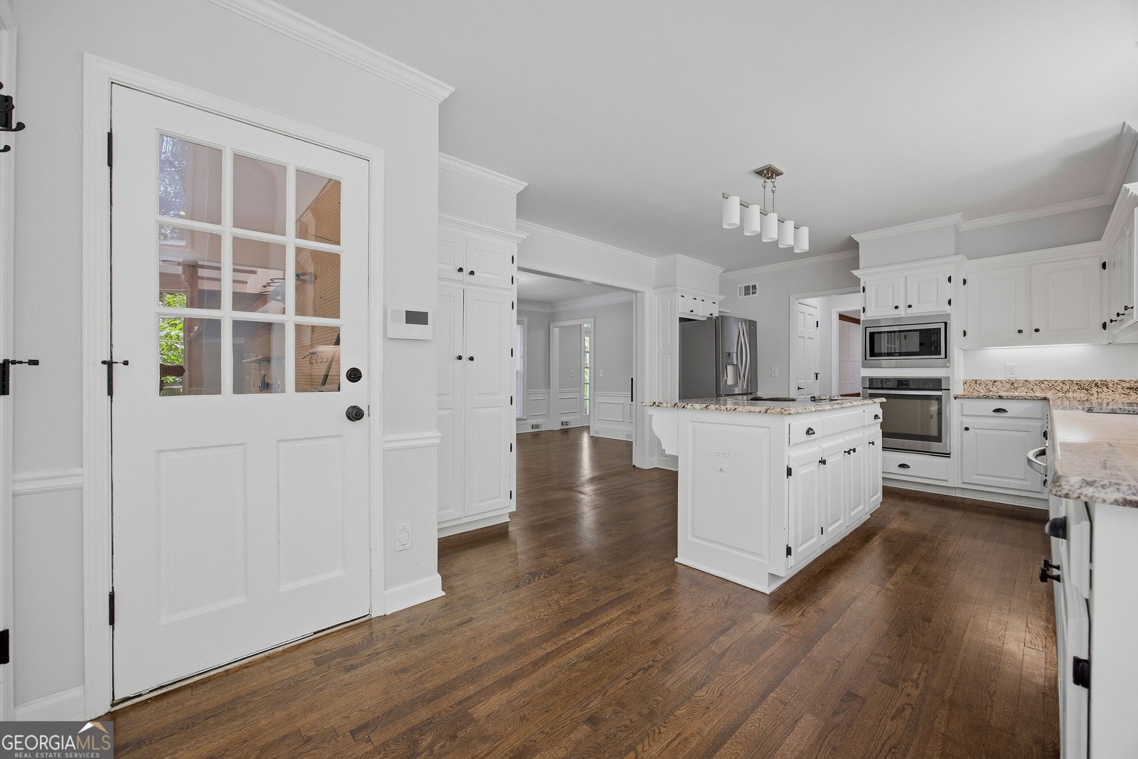 7525 Spalding Lake Drive Atlanta - Photo 9
