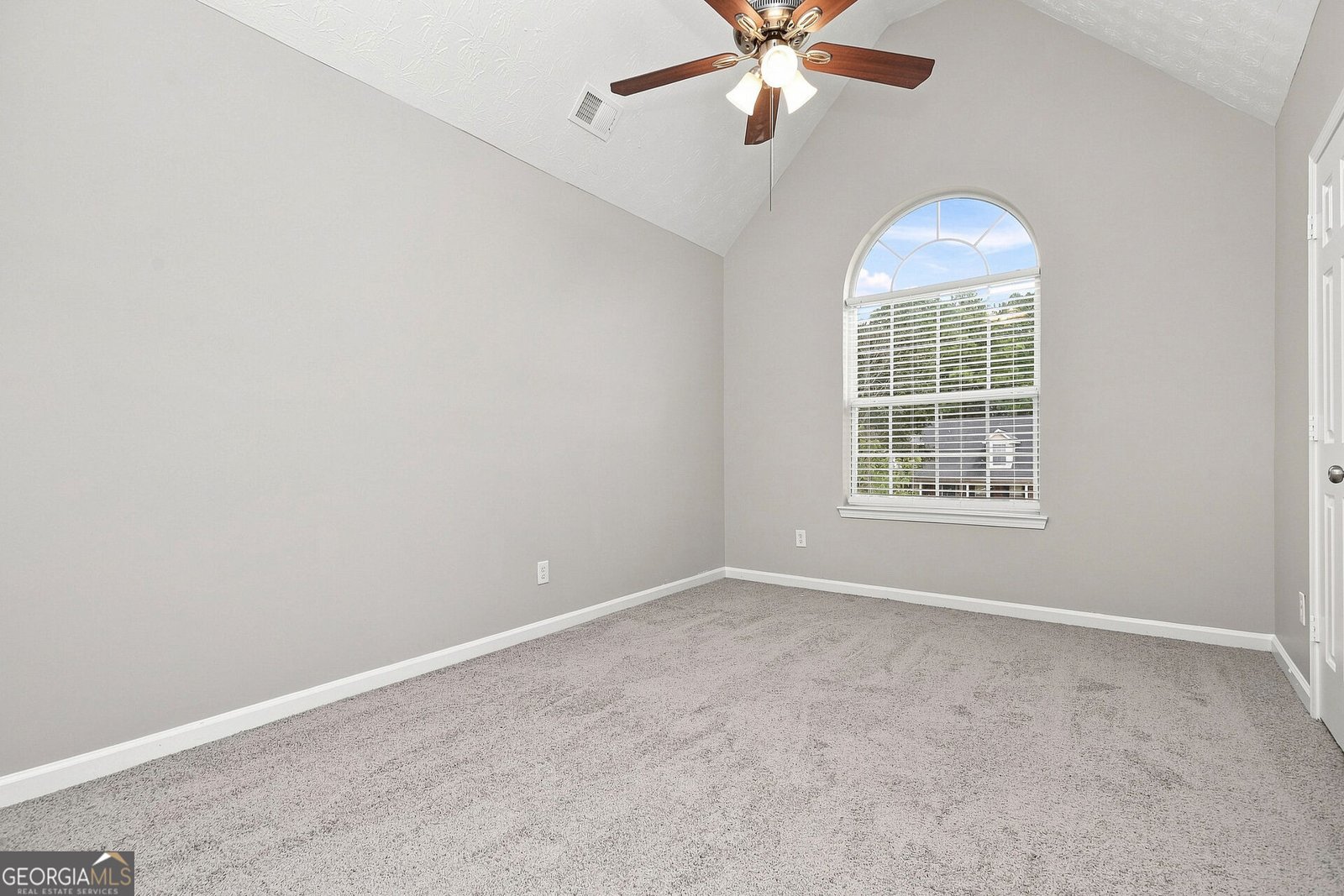 228 Biltmore Way Stockbridge - Photo 8