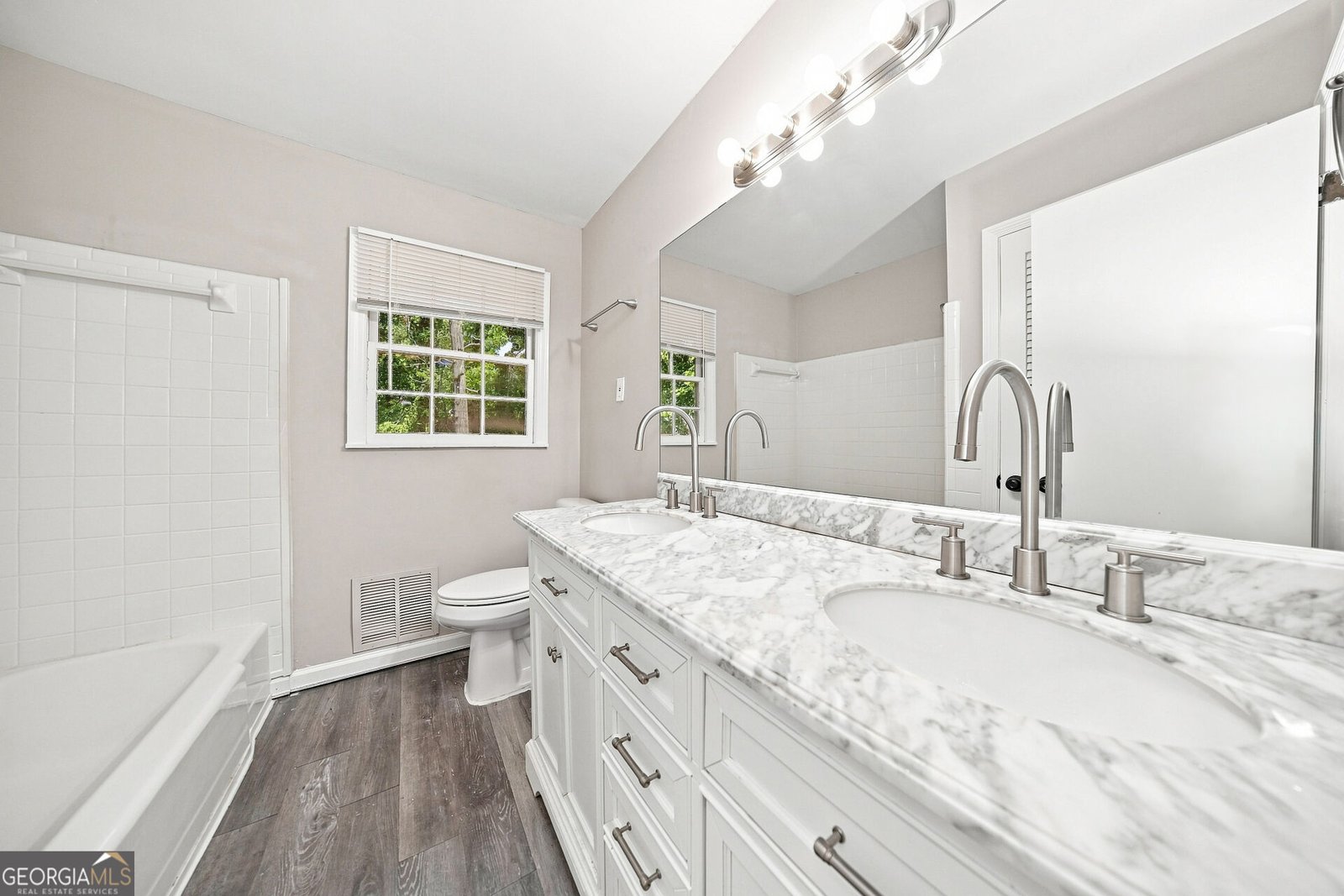 10134 Westview Drive Covington - Photo 14