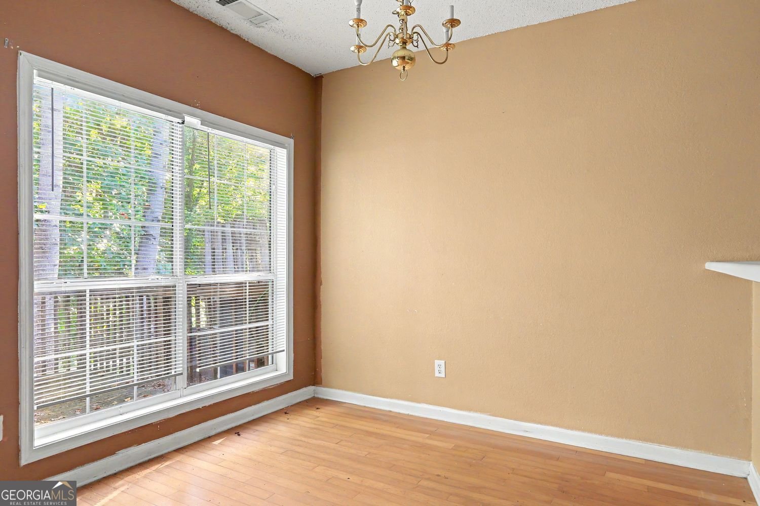 136 Madeline Court McDonough - Photo 10