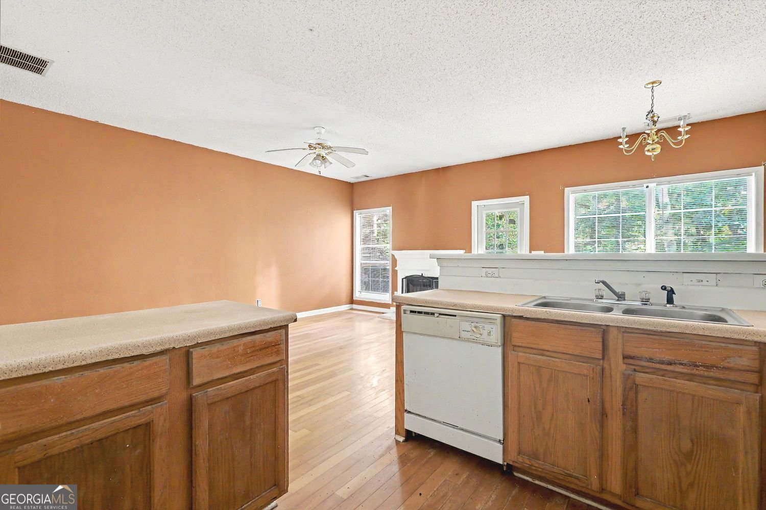 136 Madeline Court McDonough - Photo 11