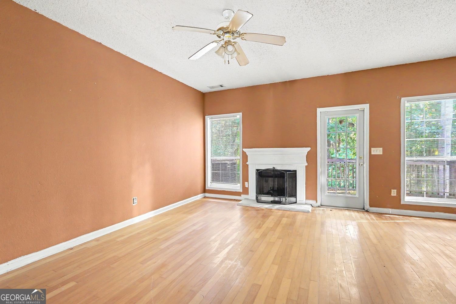 136 Madeline Court McDonough - Photo 16
