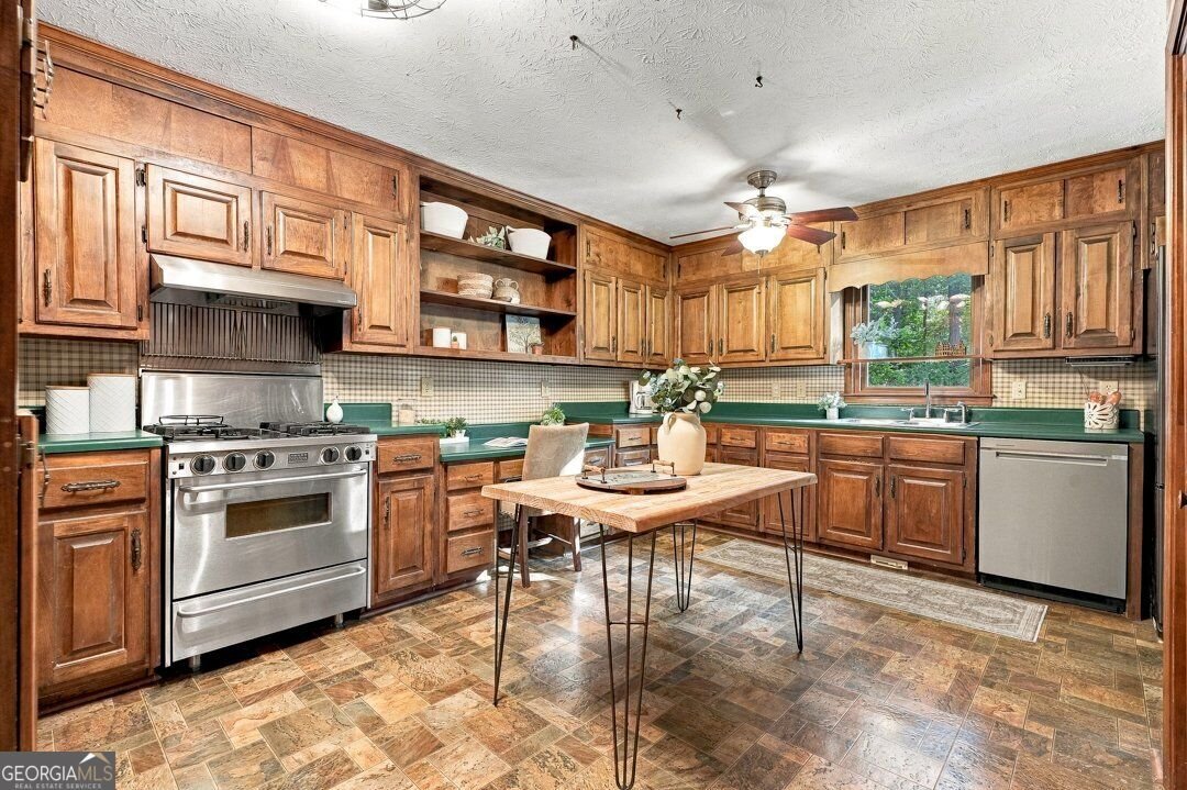 144 Shadow Lake Drive Lilburn - Photo 12