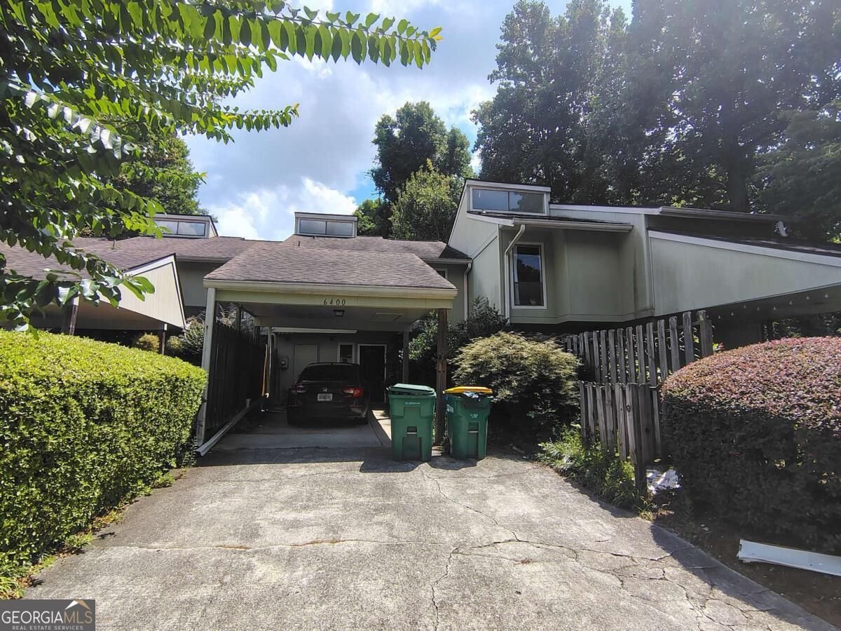6400 Hawthorne Terrace Peachtree Corners - main photo