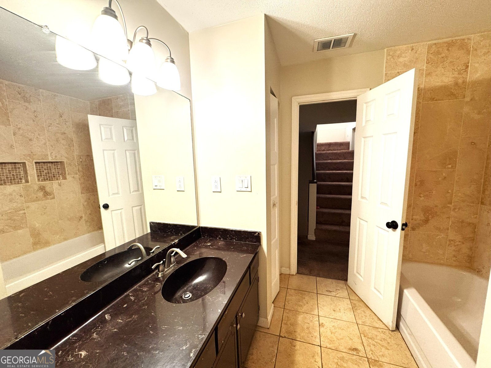 6400 Hawthorne Terrace Peachtree Corners - Photo 18