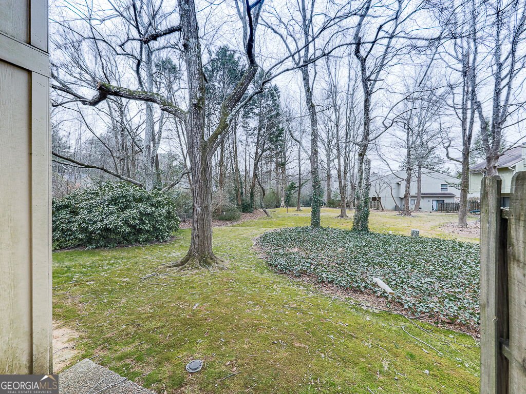 6400 Hawthorne Terrace Peachtree Corners - Photo 28