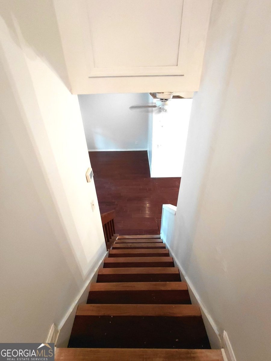 817 Forest Path Stone Mountain - Photo 10