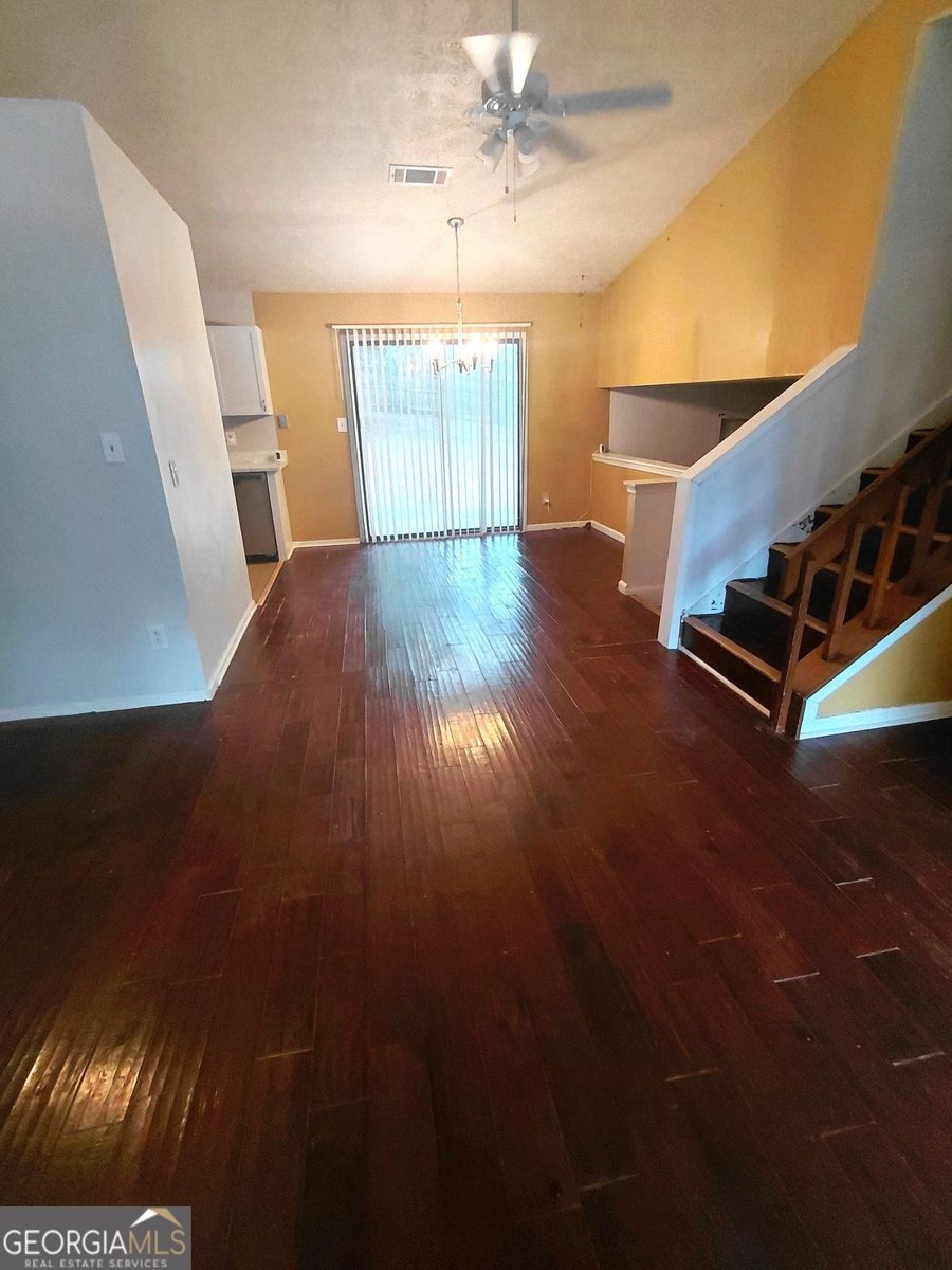 817 Forest Path Stone Mountain - Photo 8
