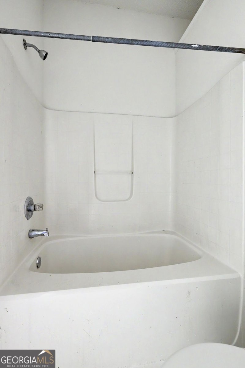 190 Madeline Court McDonough - Photo 21