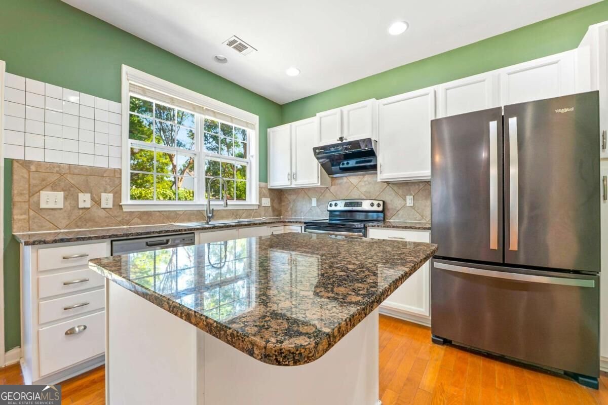 827 Poplar Terrace Canton - Photo 10