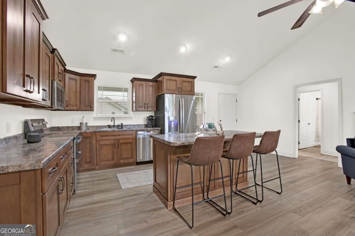 210 Madison Drive Calhoun - Photo 10