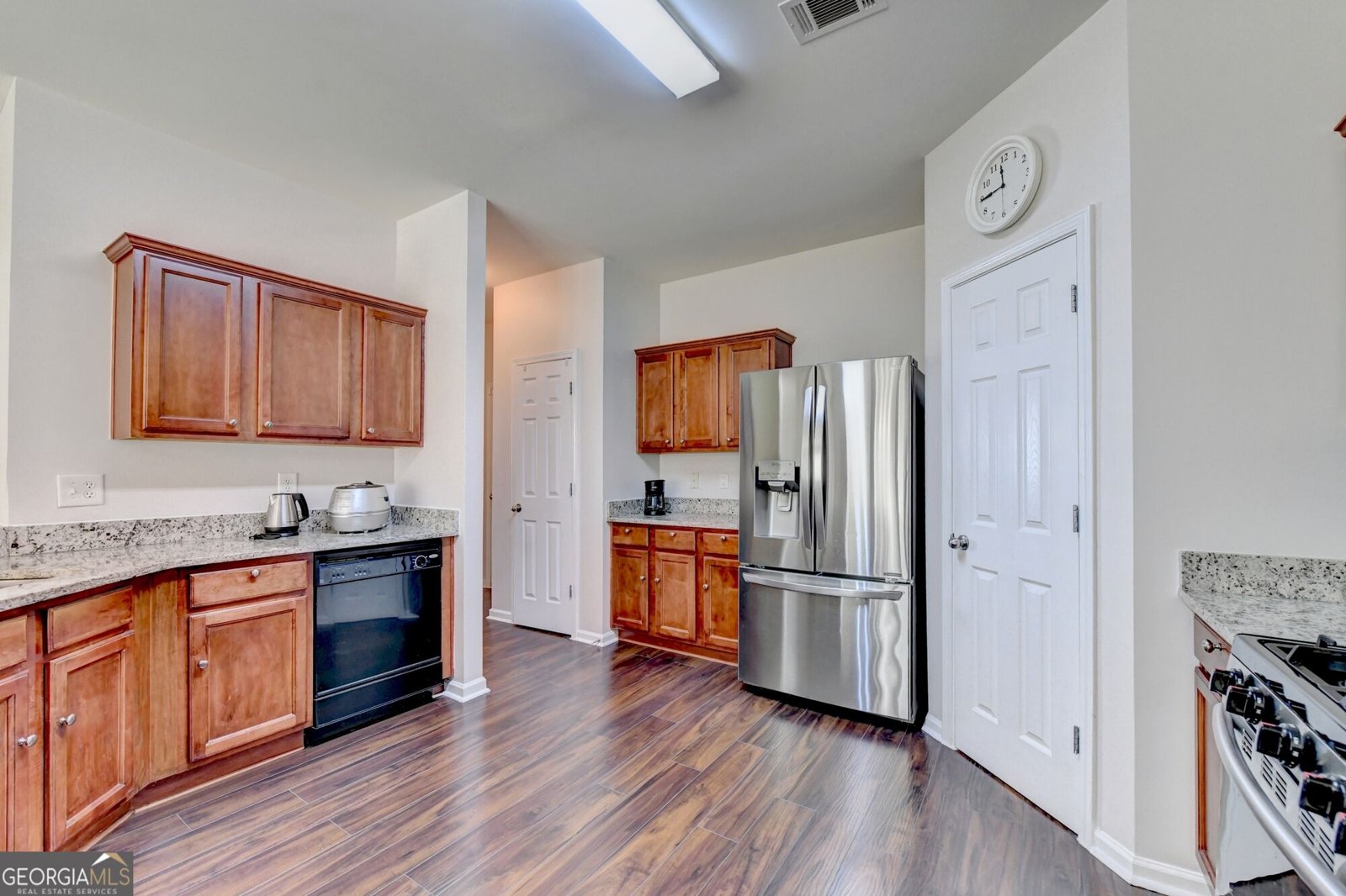 3416 Big Leaf Court Buford - Photo 16