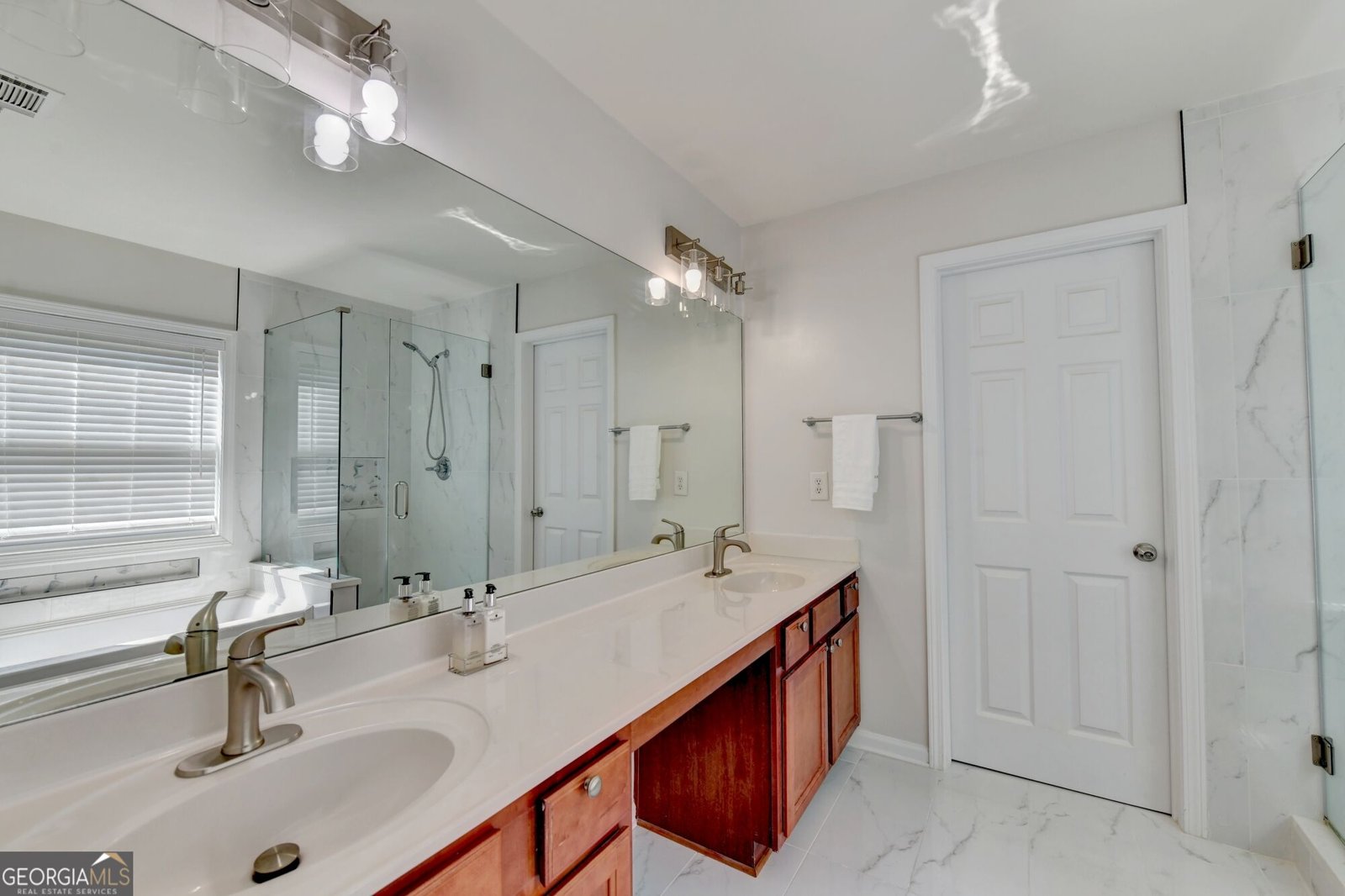 3416 Big Leaf Court Buford - Photo 34