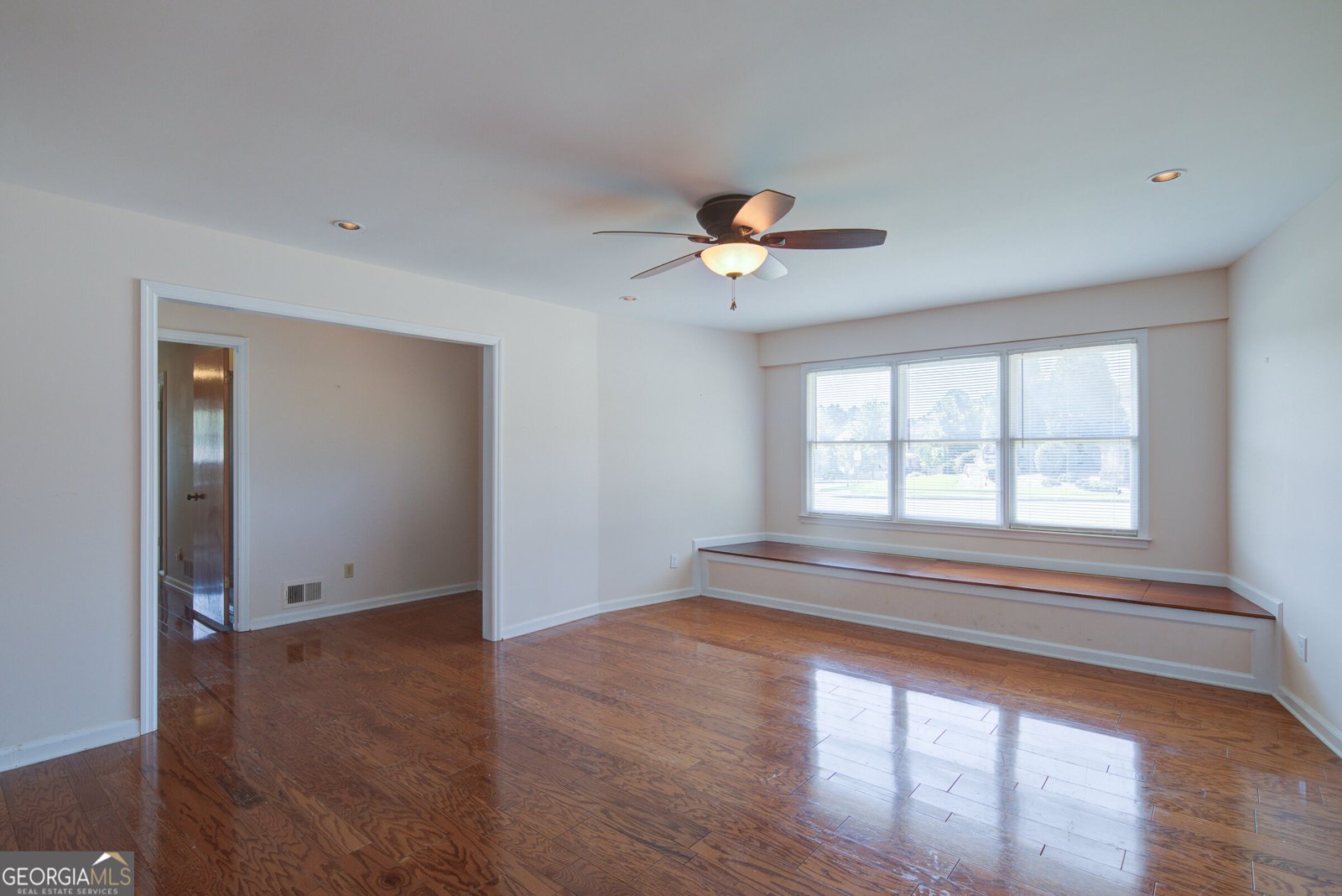 120 Windy Hill Drive Alpharetta - Photo 6