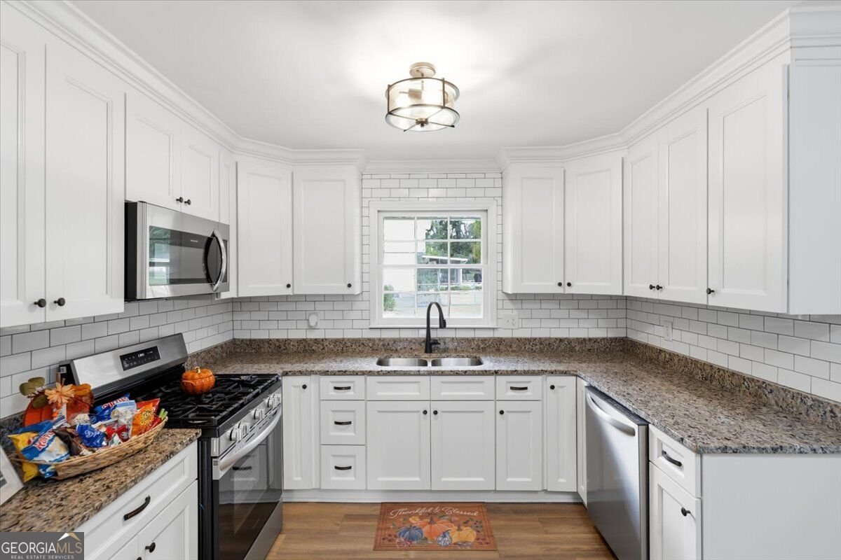 196 Short Street Gray - Photo 10