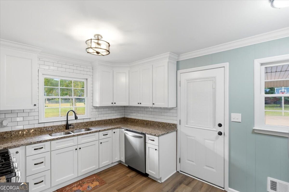 196 Short Street Gray - Photo 11